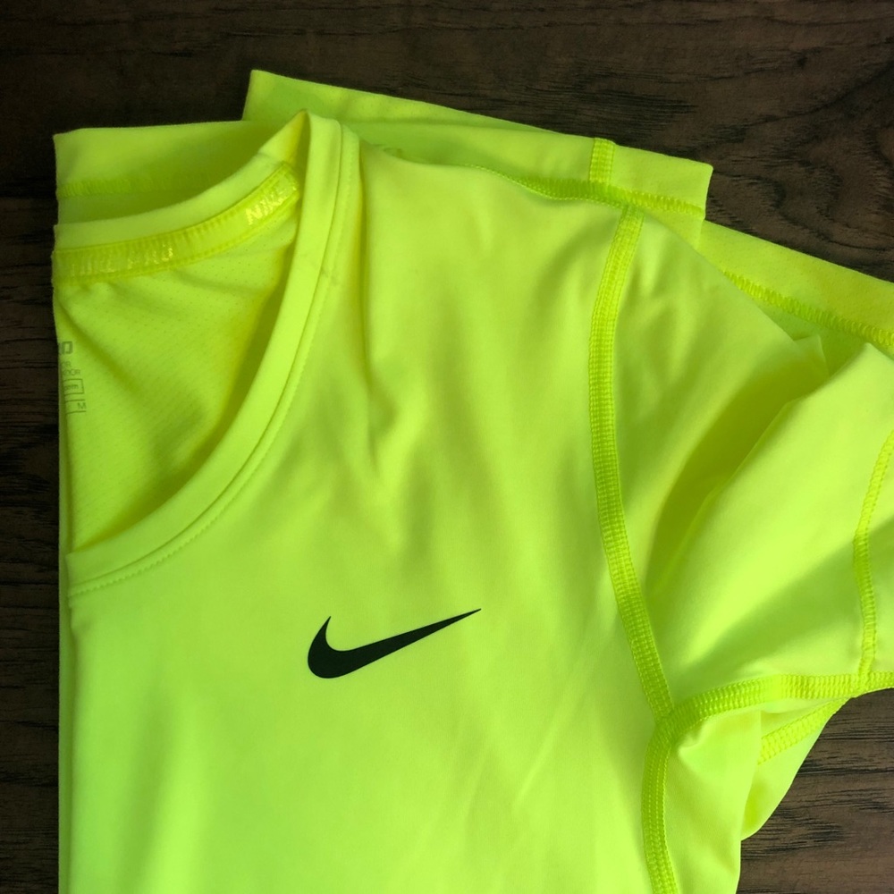 NWT Nike Pro Dri-Fit Shirt